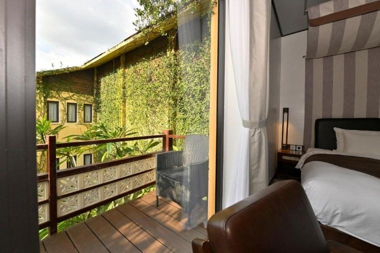 Deluxe King Street View  -Onsen, Sauna Included